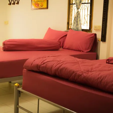Ban Sabai Sabai Guest House Kanchanaburi City Room photo