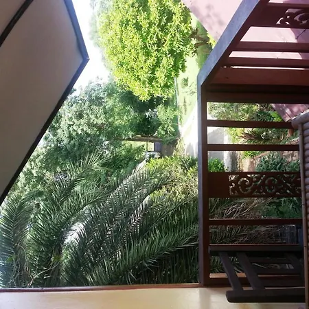 Ban Sabai Sabai Guest House Kanchanaburi City Room photo