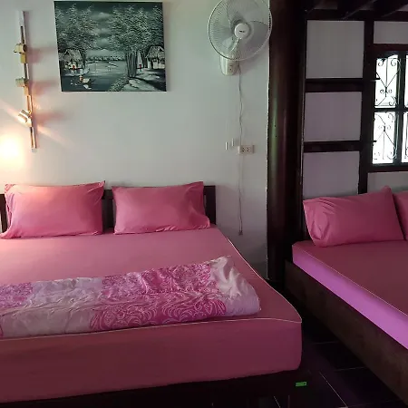 Ban Sabai Sabai Guest House Kanchanaburi City Exterior photo